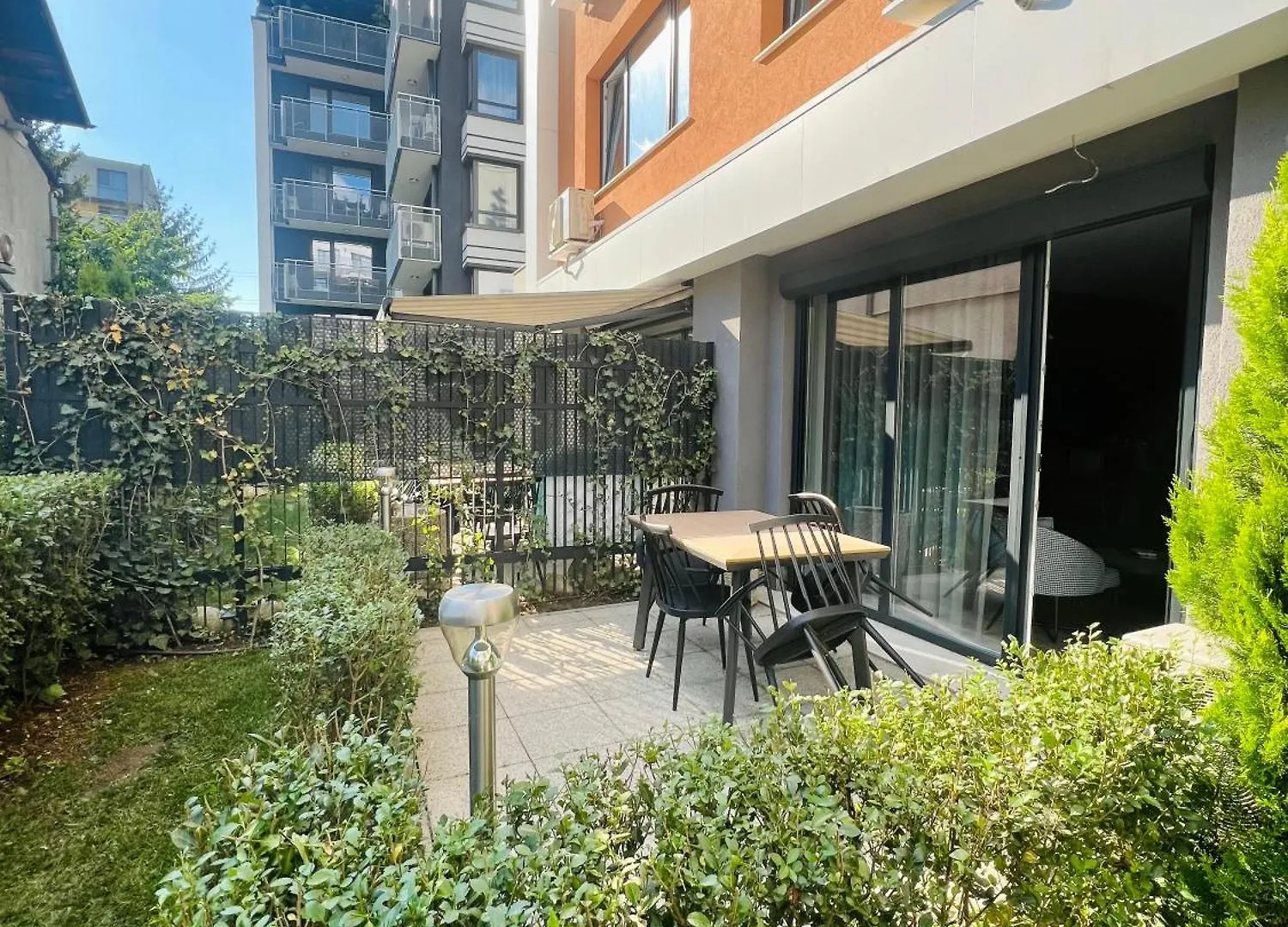 7Th Sense Boutique Apartments София 0*,