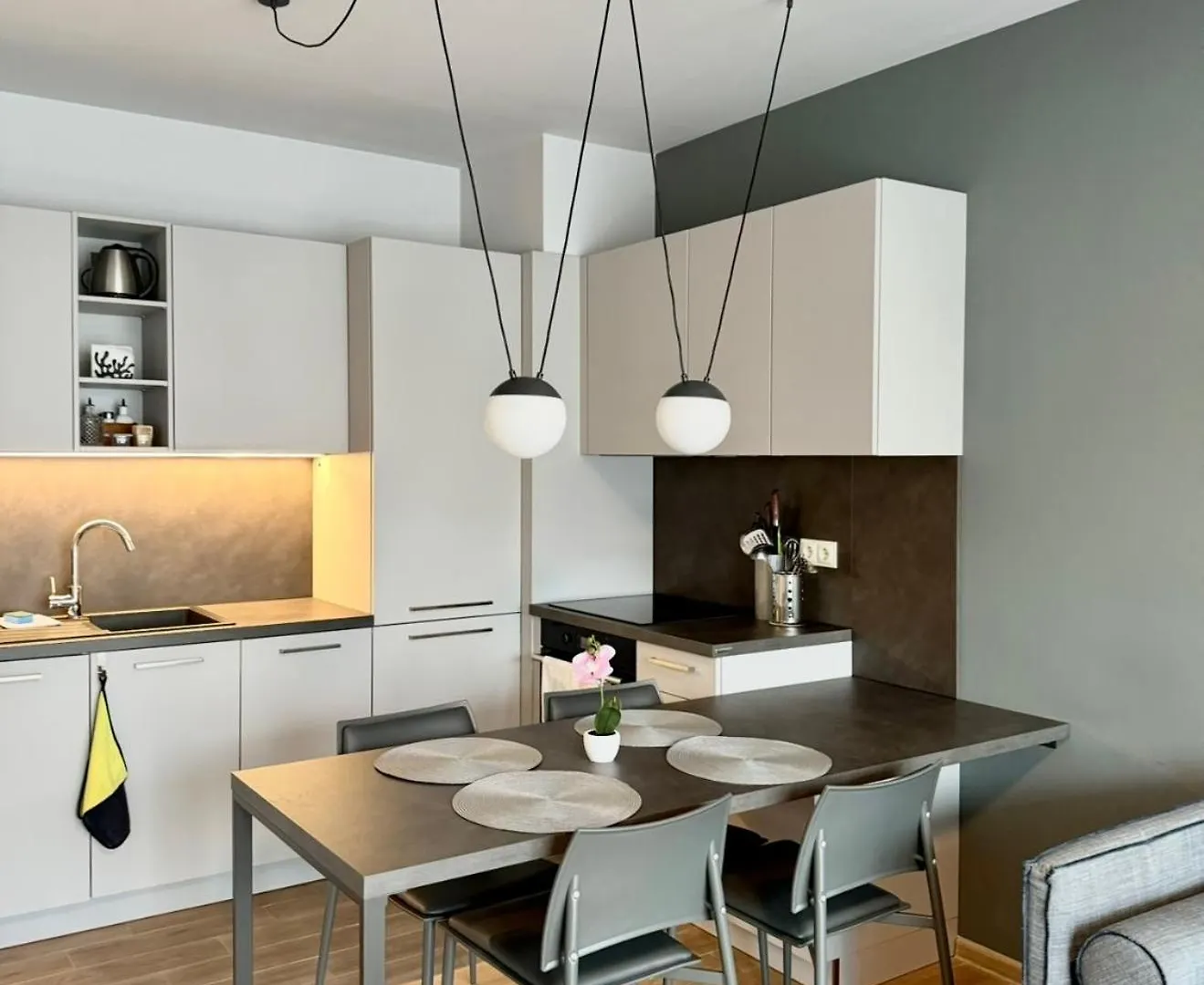 Апарт-отель 7Th Sense Boutique Apartments София